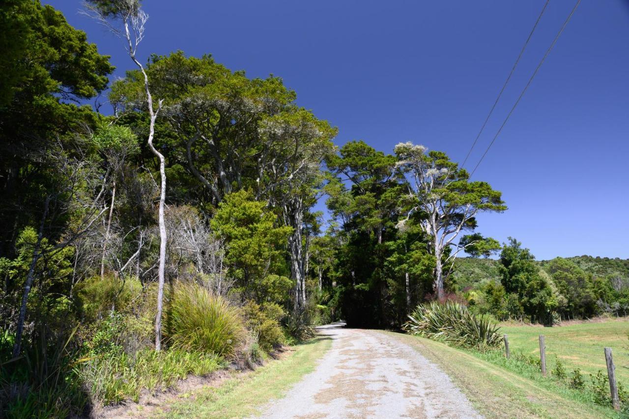 הוילה Kaipara Flats The Hen House מראה חיצוני תמונה